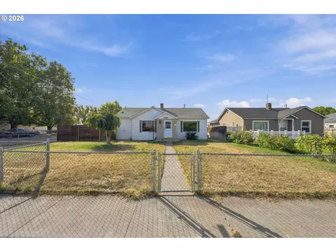 1704 W Yakima St, Pasco, WA 99301