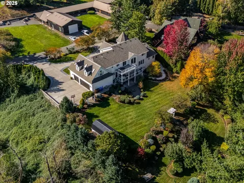 28499 SE Sweetbriar Rd, Troutdale, OR 97060