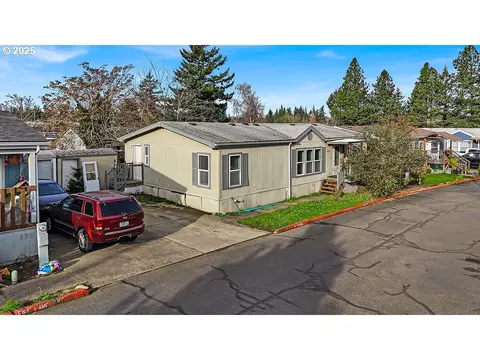 9037 SE 78th Pl #10, Portland, OR 97206