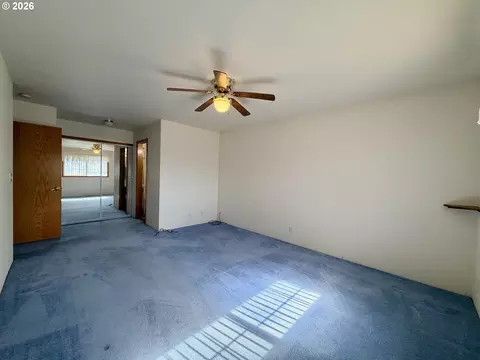 Bedroom - 145 Esther Pl, Irrigon, OR 97844 photo 1 of 4