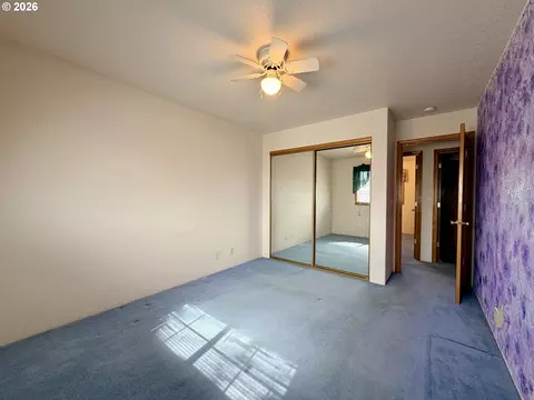 Bedroom - 145 Esther Pl, Irrigon, OR 97844 photo 3 of 4