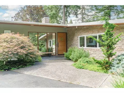 3840 SW Martins Ln, Portland, OR 97239