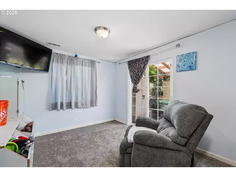 Other - 995 Kintzley Ave, Springfield, OR 97478 photo 4 of 7