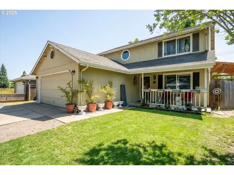 Exterior - 995 Kintzley Ave, Springfield, OR 97478 photo 3 of 14