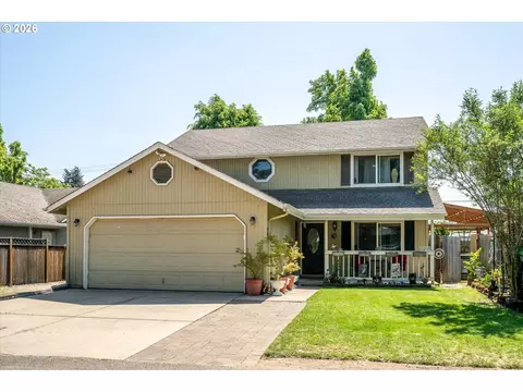 Exterior - 995 Kintzley Ave, Springfield, OR 97478 photo 4 of 14