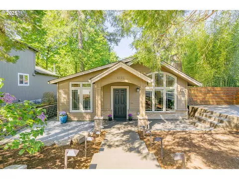 6125 SW 32nd Ave, Portland, OR 97239