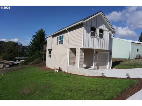 Exterior - 330 Richards Dr, Rainier, OR 97048 photo 5 of 10