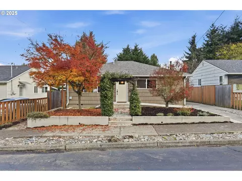 8502 N Hamlin Ave, Portland, OR 97217