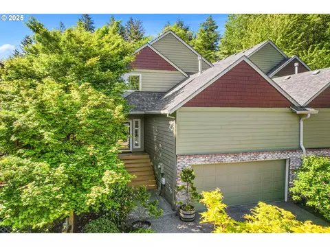 3714 SW Vesta St, Portland, OR 97219