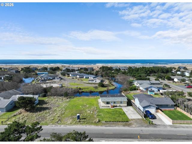 33705 I St, Ocean Park, WA 98640