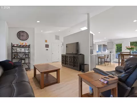 20 NW Wilson Ave, Gresham, OR 97030 photo 13
