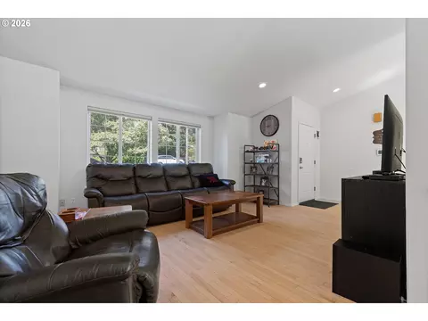 20 NW Wilson Ave, Gresham, OR 97030 photo 14