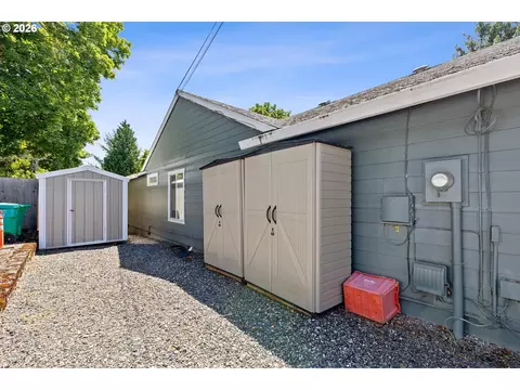 20 NW Wilson Ave, Gresham, OR 97030 photo 40