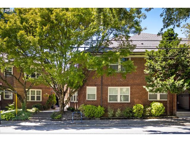 701 NE 28th Ave #36, Portland, OR 97232