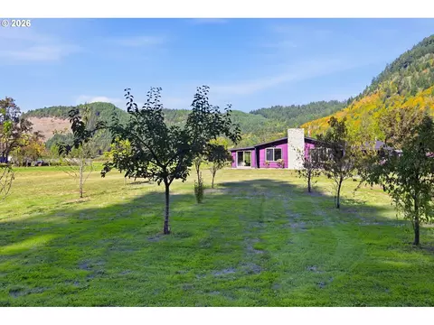 Exterior - 37109 Row River Rd, Dorena, OR 97434 photo 6 of 6