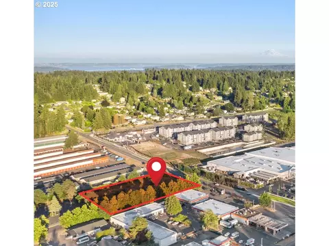 1800 NE Riddell Rd, Bremerton, WA 98310