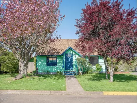 1549 NW Grove St NW #N/A, Newport, OR 97365