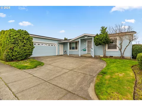 4055 Royal Ave #111, Eugene, OR 97402