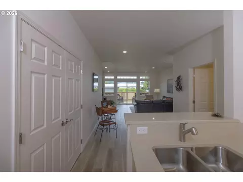 1431 37th St, Florence, OR 97439 photo 37