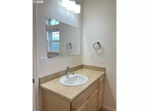 1431 37th St, Florence, OR 97439 photo 22