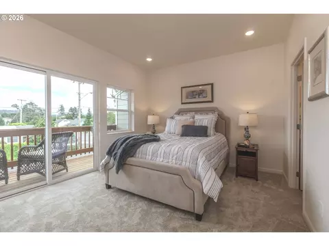 1431 37th St, Florence, OR 97439 photo 39