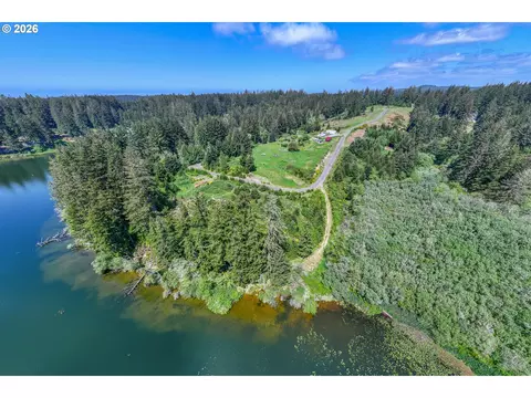 clear lake, Florence, OR 97439