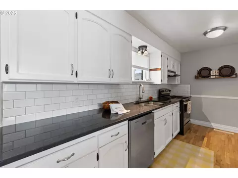 715 NW 6th St, Pendleton, OR 97801 photo 13