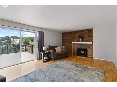 715 NW 6th St, Pendleton, OR 97801 photo 9