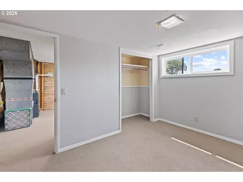 715 NW 6th St, Pendleton, OR 97801 photo 28