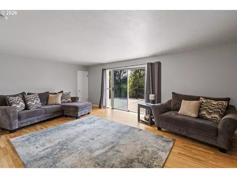715 NW 6th St, Pendleton, OR 97801 photo 8
