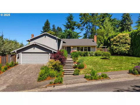 1437 Greentree Cir, Lake Oswego, OR 97034