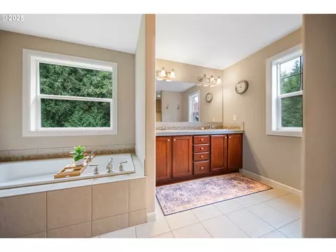 Bath - 7411 SE Cottrell Rd, Gresham, OR 97080 photo 1 of 6