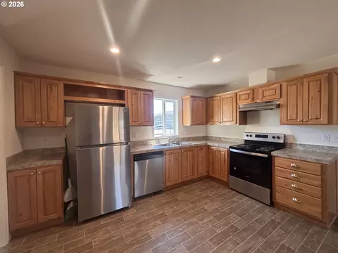 104 River Loop 1, Eugene, OR 97404 photo 5