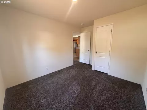 104 River Loop 1, Eugene, OR 97404 photo 17