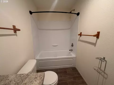 104 River Loop 1, Eugene, OR 97404 photo 21