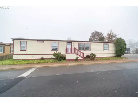 777 College Park Dr NW #49, Albany, OR 97322