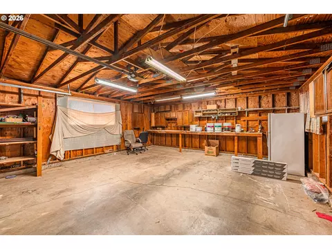 Other - 3086 Stapp Dr, Eugene, OR 97408 photo 9 of 9
