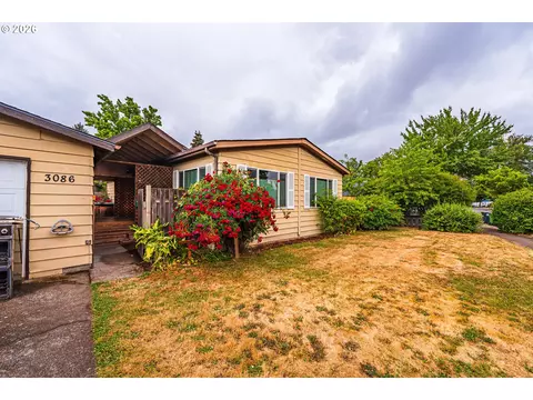 3086 Stapp Dr, Eugene, OR 97408