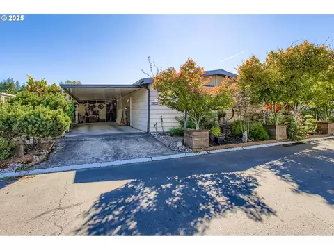 17091 SW Eldorado Dr, Tigard, OR 97224