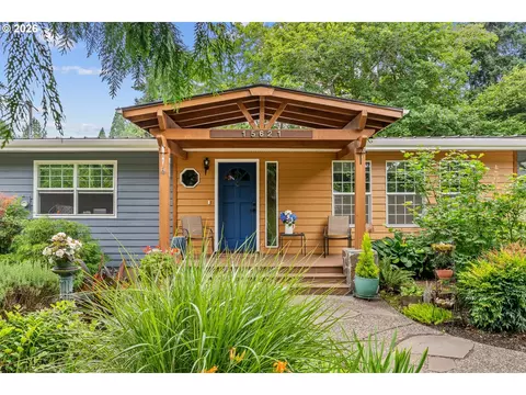 15621 SE Hanwood Ln, Milwaukie, OR 97267