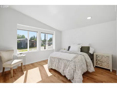 Bedroom - 4055 Royal Ave #14, Eugene, OR 97402 photo 1 of 8