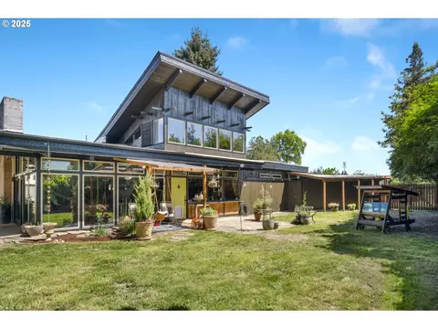 51771 SW Old Portland Rd, Scappoose, OR 97056