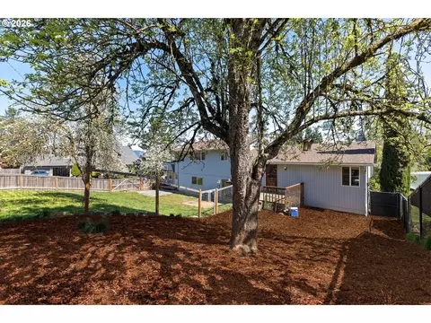 Exterior - 2951 NW Kent St, Camas, WA 98607 photo 11 of 13