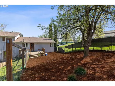 Exterior - 2951 NW Kent St, Camas, WA 98607 photo 10 of 13