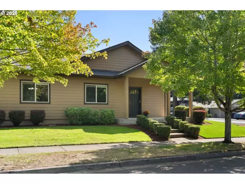 Exterior - 1603 Chasa St, Eugene, OR 97401 photo 2 of 7