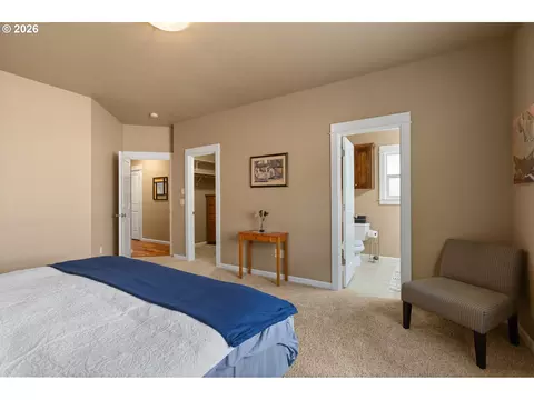 Bedroom - 1603 Chasa St, Eugene, OR 97401 photo 2 of 3