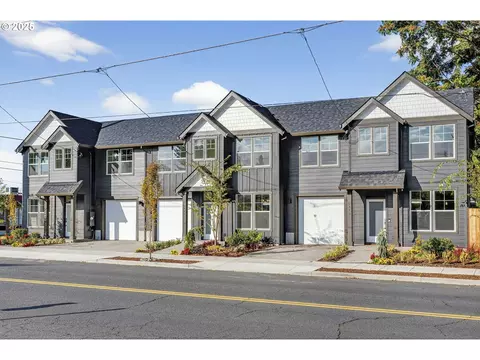 7423 NE Fremont, Portland, OR 97213