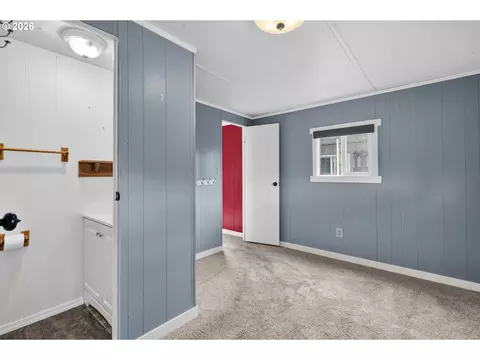 205 S 54th St #80, Springfield, OR 97478 photo 26