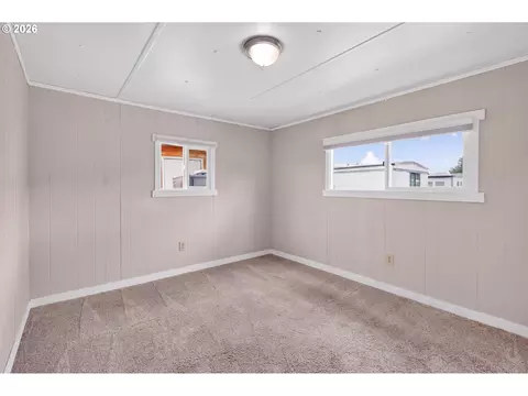 205 S 54th St #80, Springfield, OR 97478 photo 18