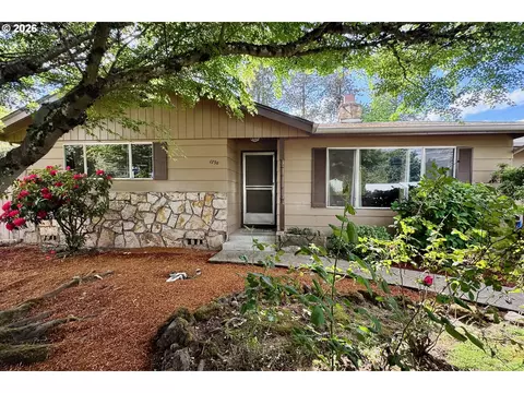 1798 Gilham Rd, Eugene, OR 97401
